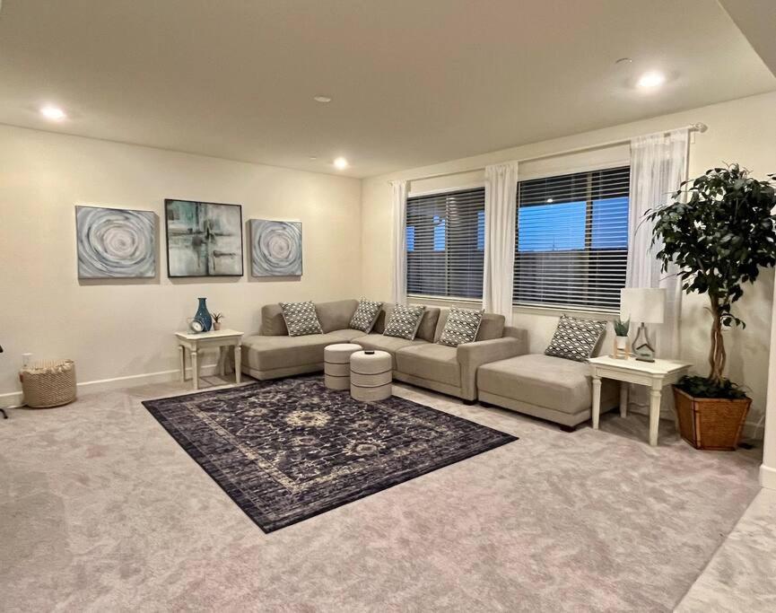 Brand-New, Beautiful & Stylish Home In Sacramento! Buitenkant foto