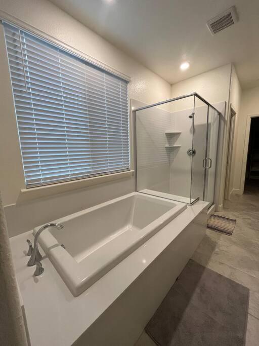 Brand-New, Beautiful & Stylish Home In Sacramento! Buitenkant foto